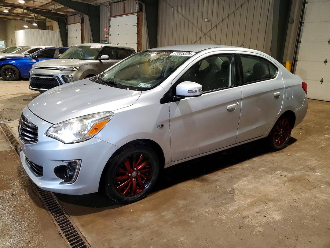 Vue de 2018 MITSUBISHI MIRAGE G4 SE, angle 1