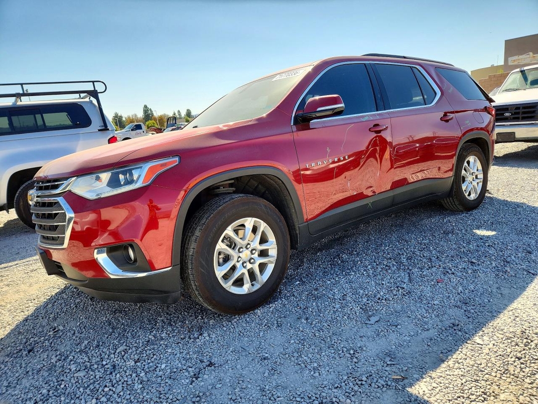 منظر 2021 CHEVROLET TRAVERSE LT، زاوية 1