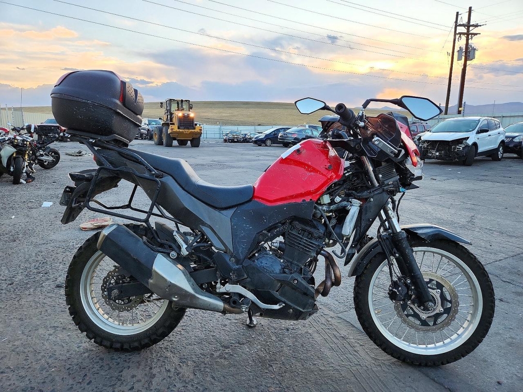 Вид 2018 KAWASAKI KLE300 C, угол 1