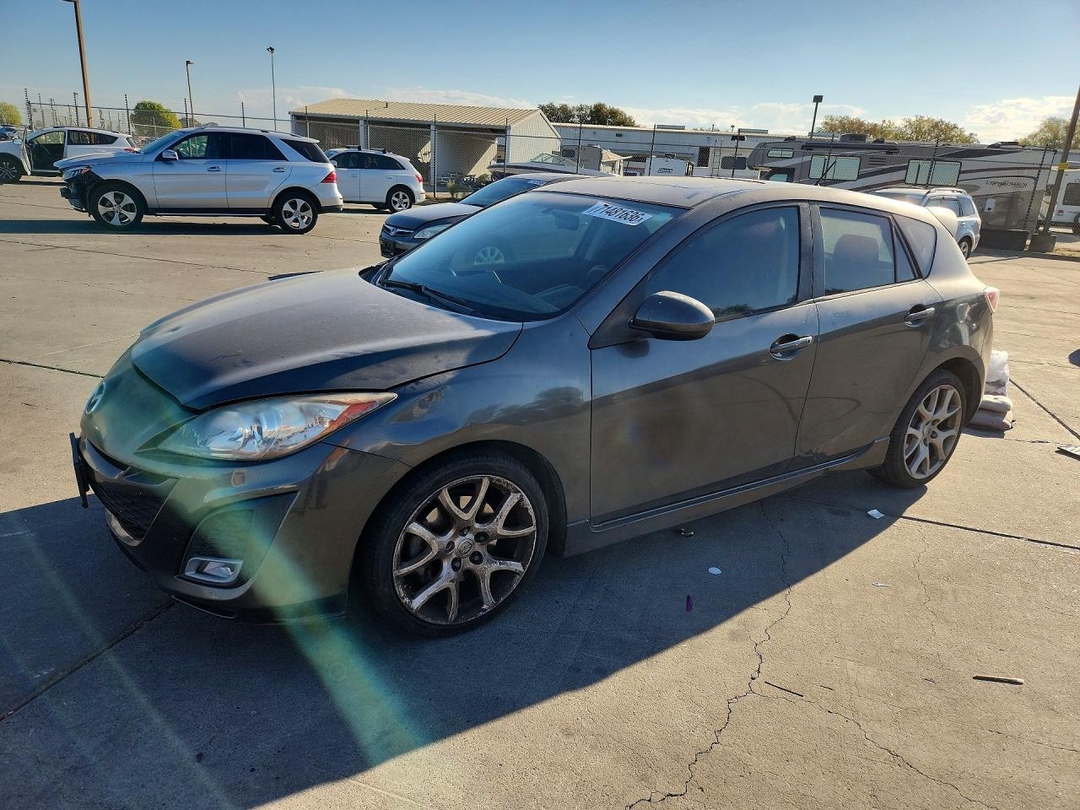 Vista de 2011 MAZDA 3 S, ángulo 1