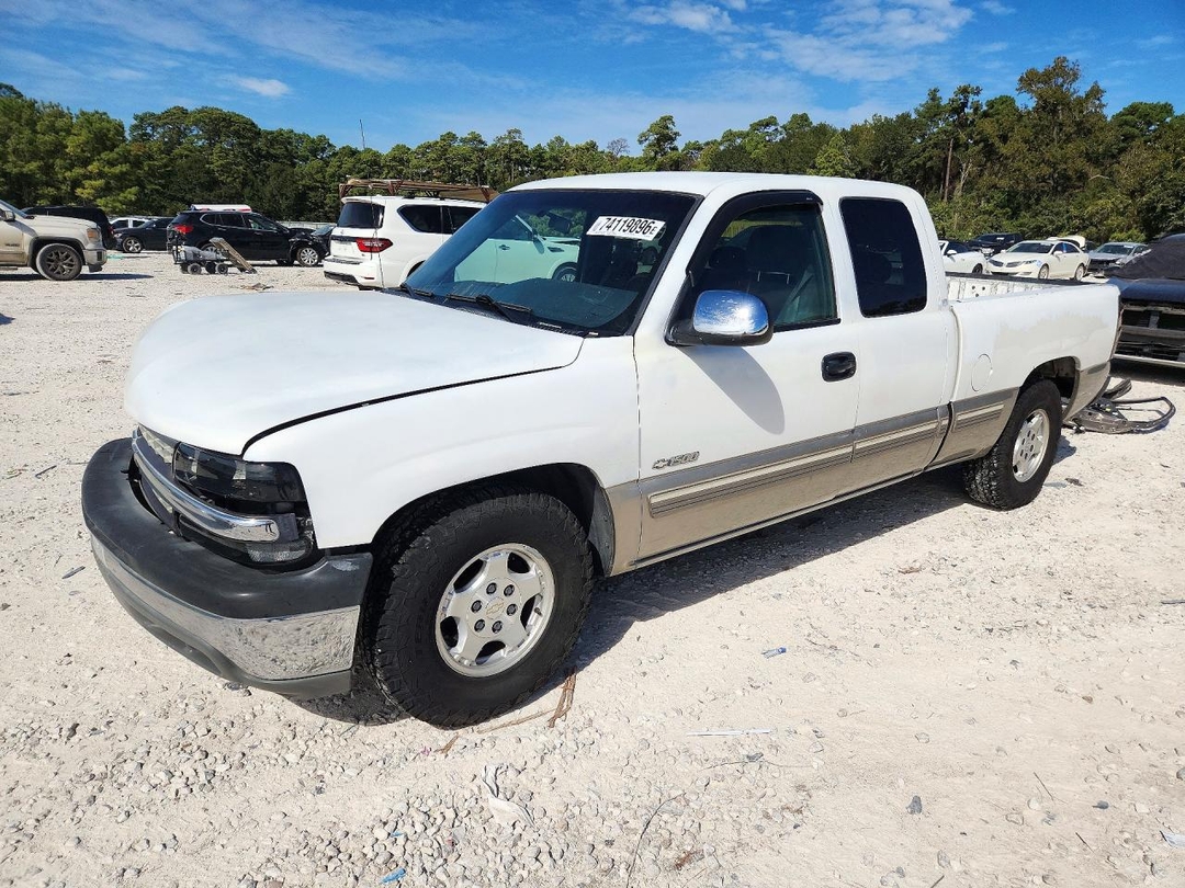 Vue de 2000 CHEVROLET SILVERADO C1500, angle 1