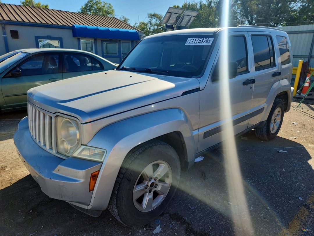 Vista de 2012 JEEP LIBERTY SPORT, ángulo 1