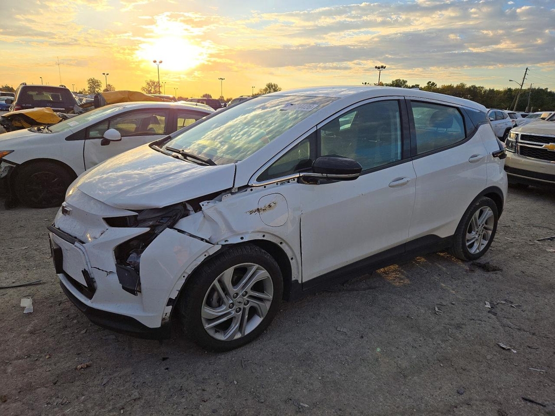 منظر 2023 CHEVROLET BOLT EV 1LT، زاوية 1