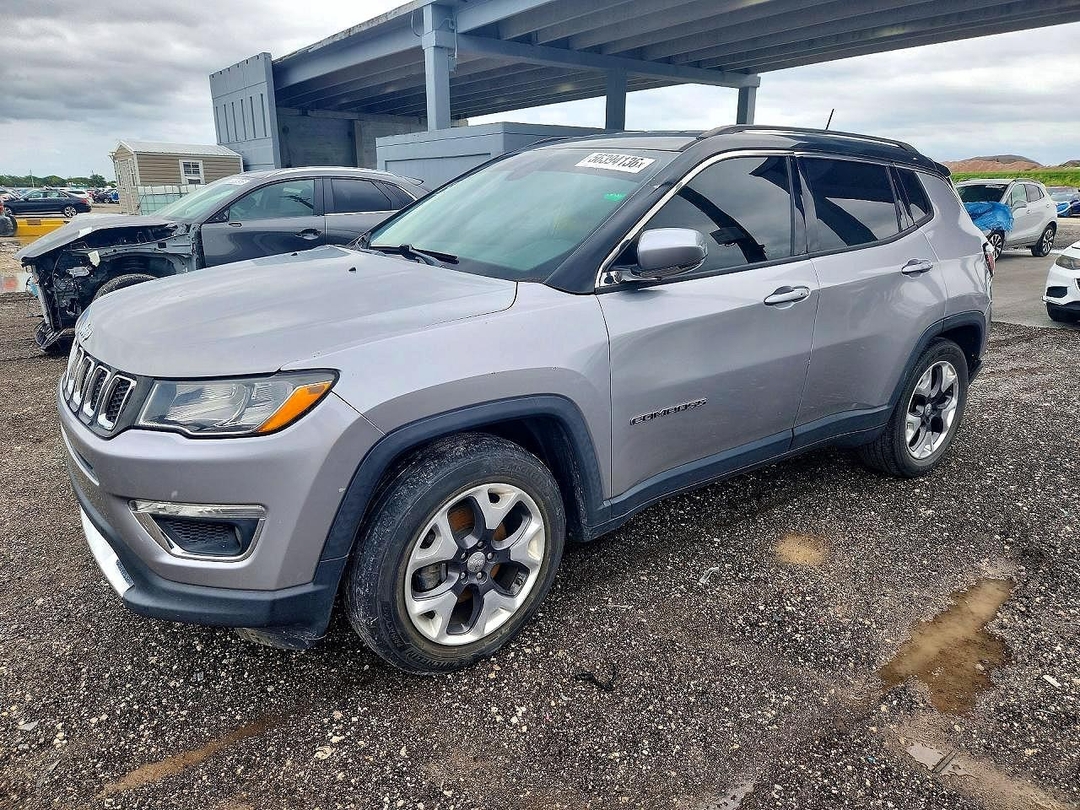 Вид 2019 JEEP COMPASS LIMITED, угол 1