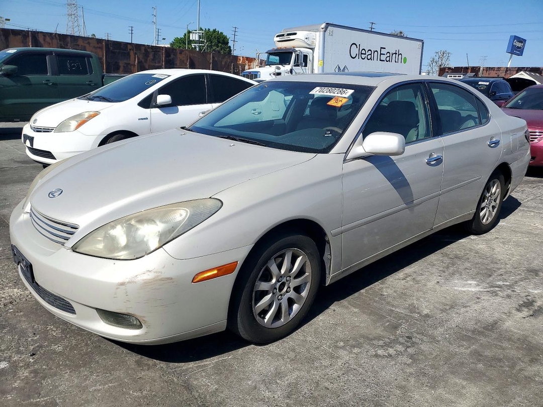 Вид 2002 LEXUS ES 300, угол 1