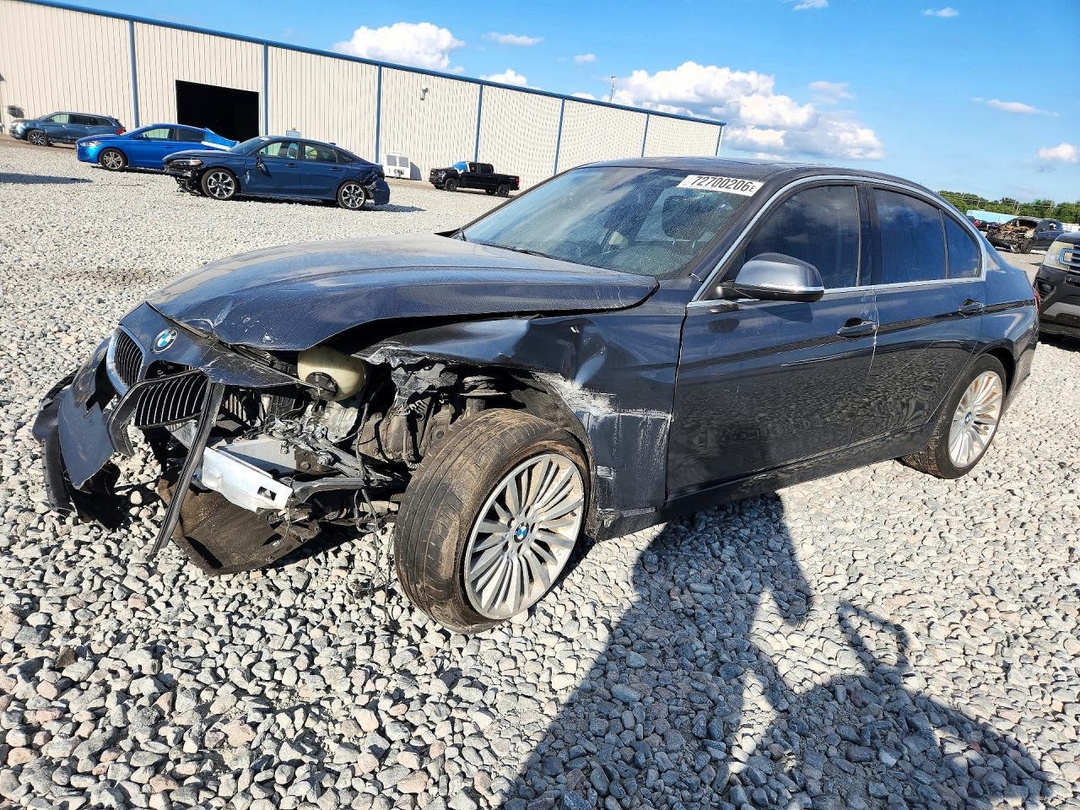 Вид 2013 BMW 328 I, угол 1