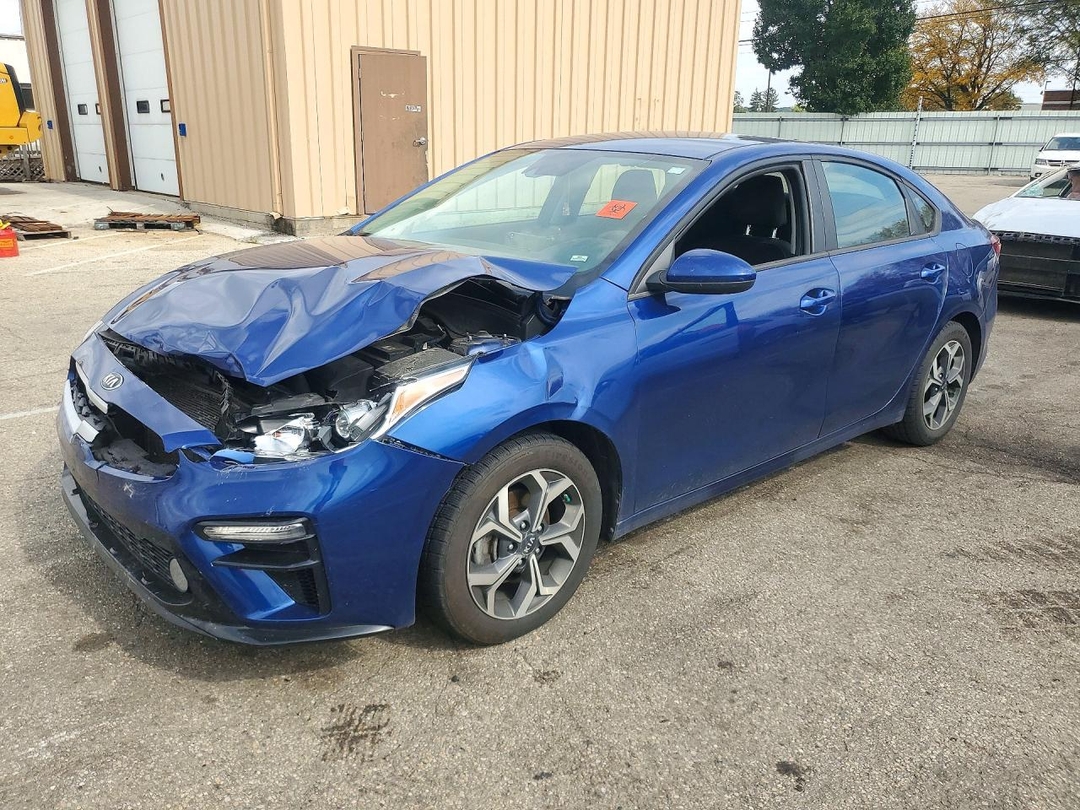 Vista de 2020 KIA FORTE LXS, ángulo 1