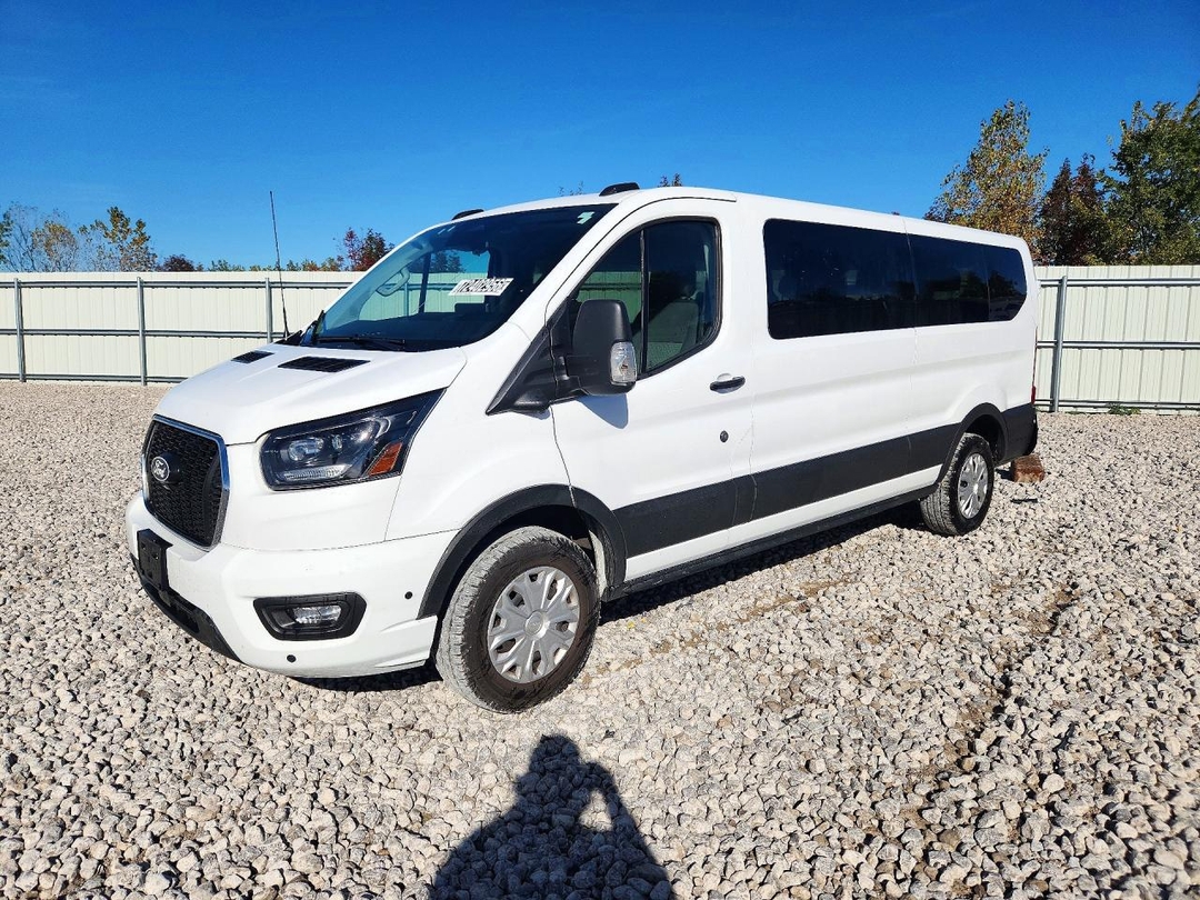 منظر 2026 FORD TRANSIT T-350، زاوية 1