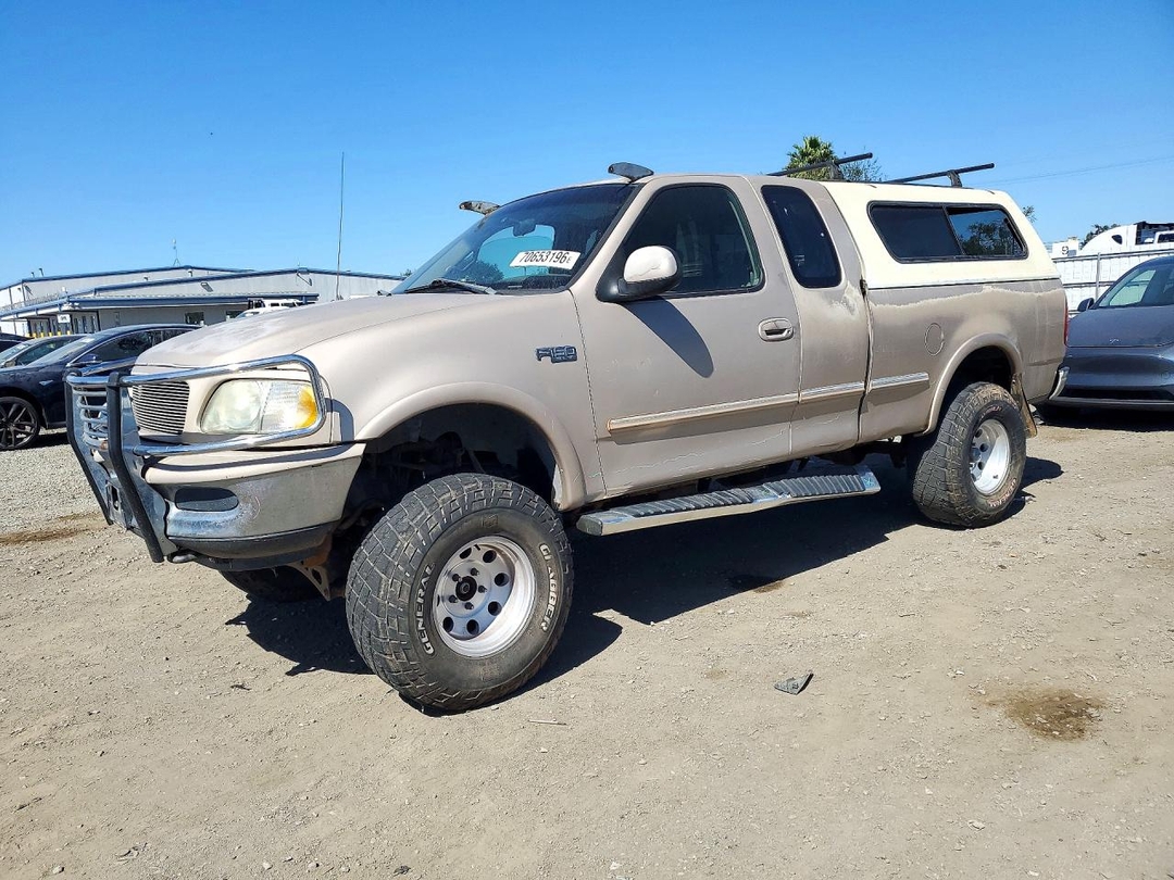 Vista de 1997 FORD F150, ángulo 1