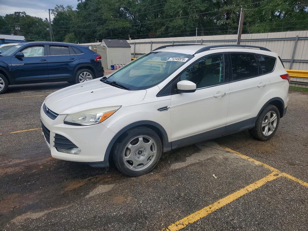 Vue de 2014 FORD ESCAPE SE, angle 1