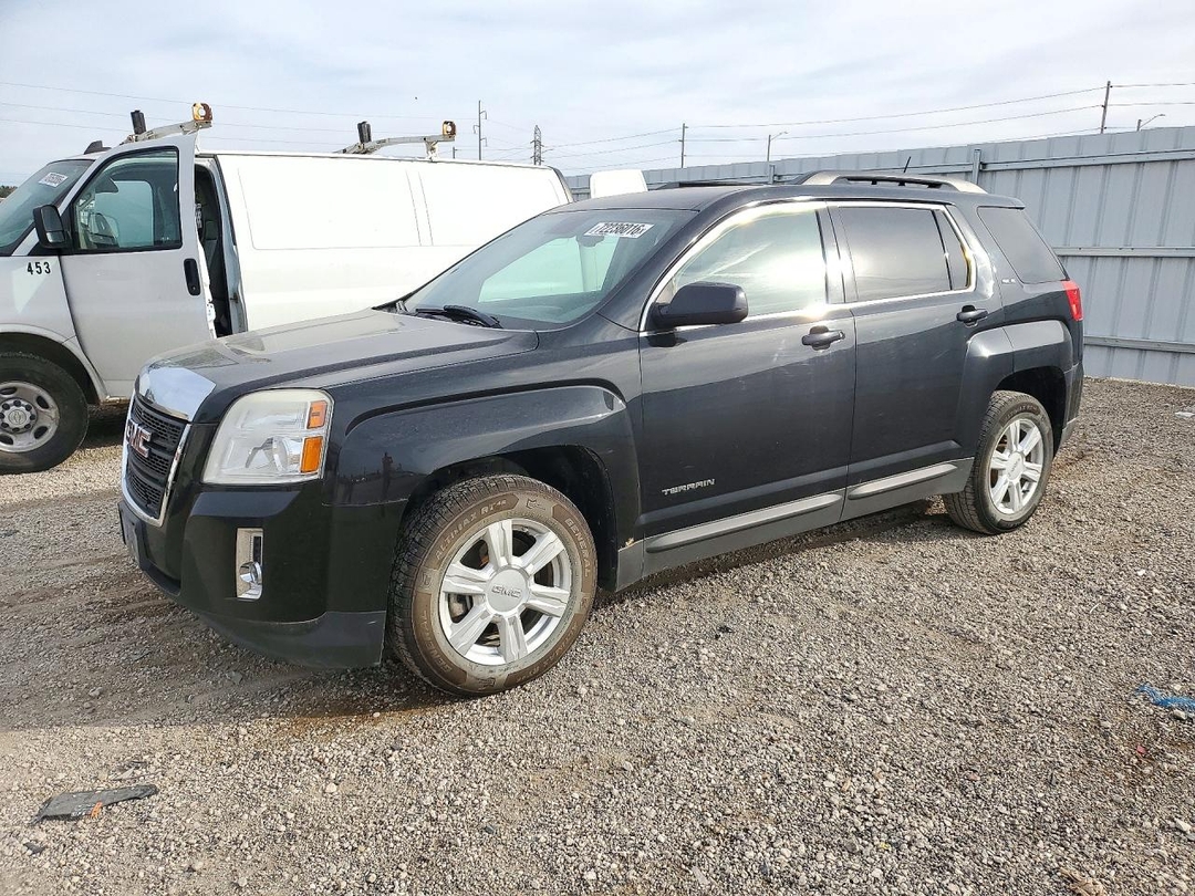 Vue de 2015 GMC TERRAIN SLE, angle 1
