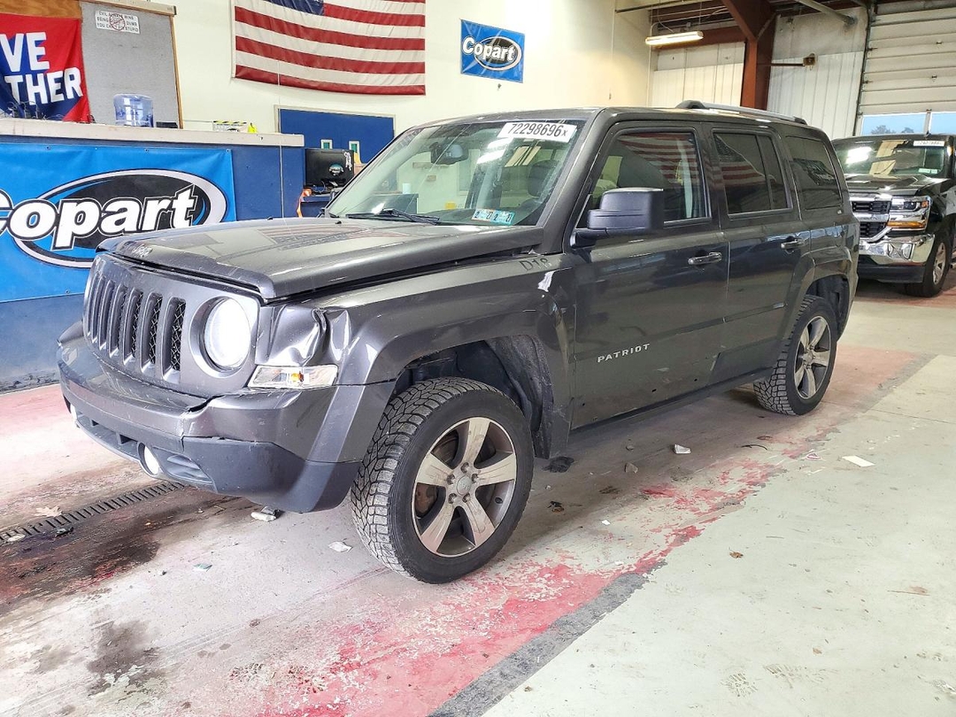 Vue de 2016 JEEP PATRIOT LATITUDE, angle 1