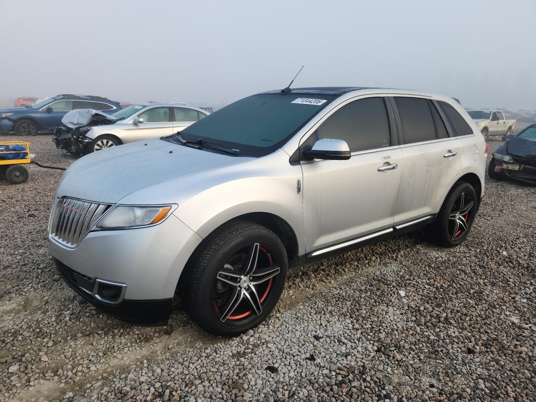 Вид 2012 LINCOLN MKX, угол 1
