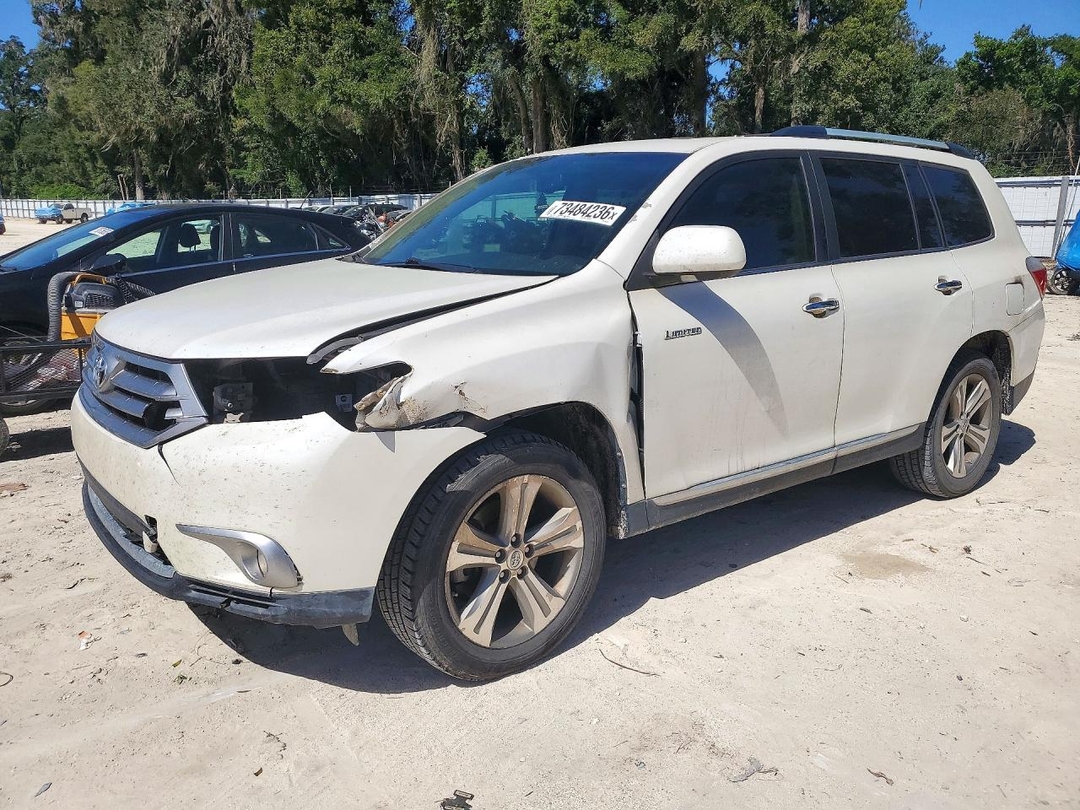 Vista de 2013 TOYOTA HIGHLANDER LIMITED, ángulo 1