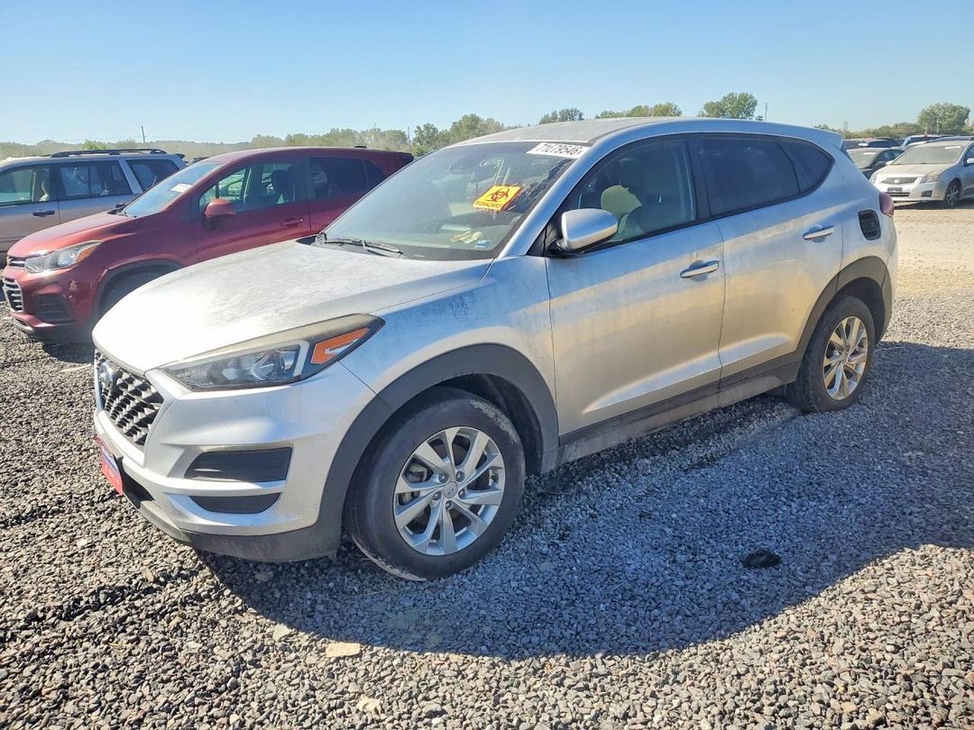 Vue de 2019 HYUNDAI TUCSON SE, angle 1