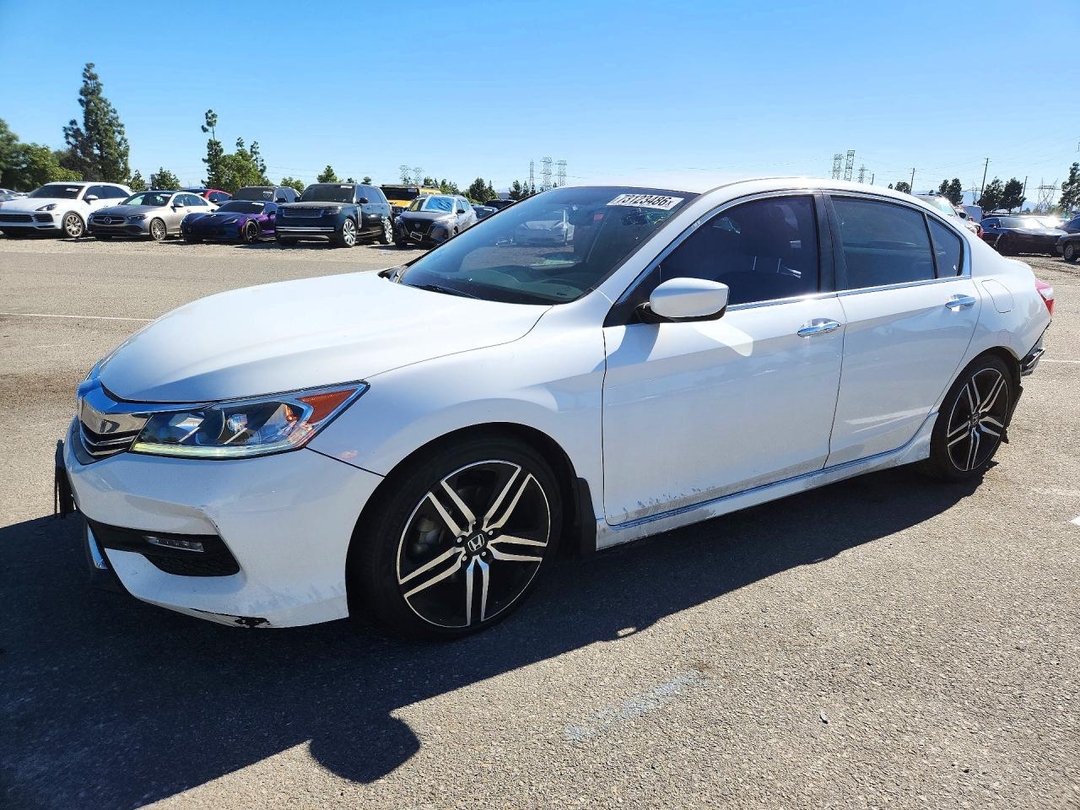 Вид 2017 HONDA ACCORD SPORT, угол 1