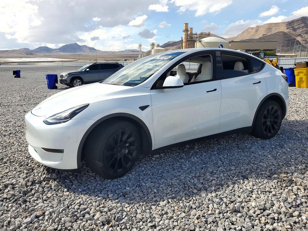 Vedere 2023 TESLA MODEL Y, unghi 1