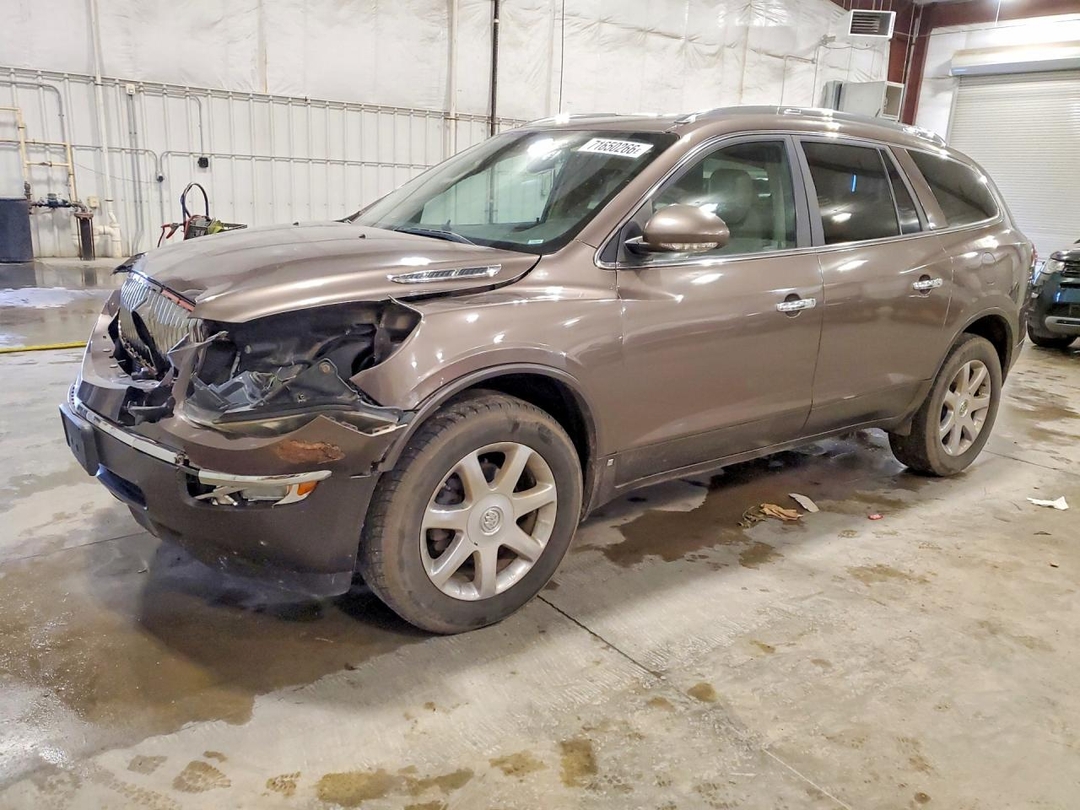 Vue de 2010 BUICK ENCLAVE CXL, angle 1