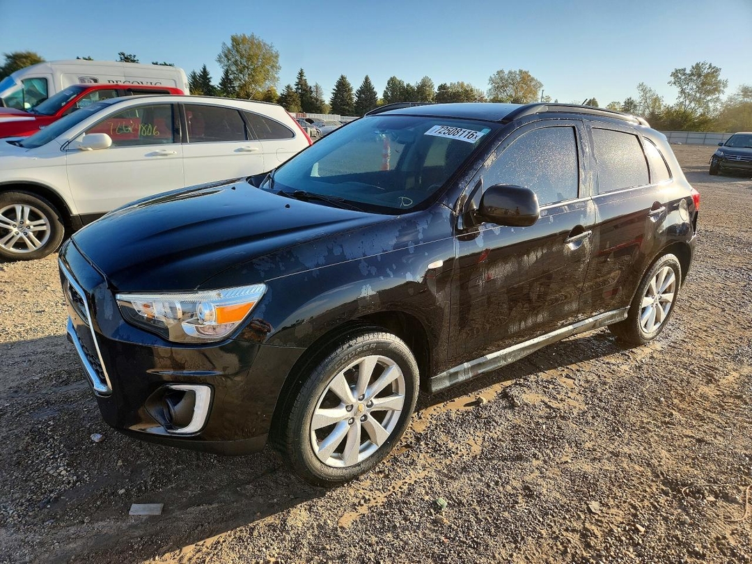 Vedere 2015 MITSUBISHI OUTLANDER SPORT SE, unghi 1