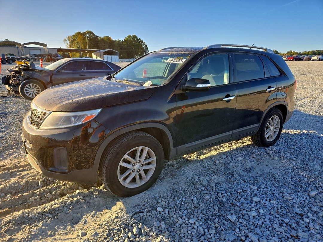 منظر 2015 KIA SORENTO LX، زاوية 1
