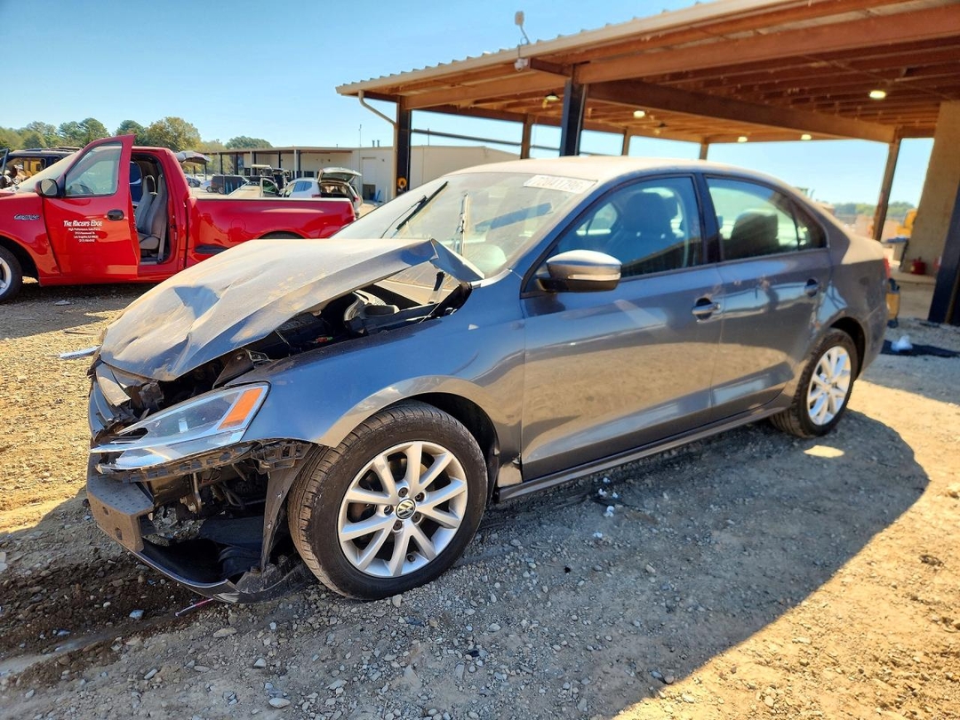 Vue de 2011 VOLKSWAGEN JETTA SE, angle 1