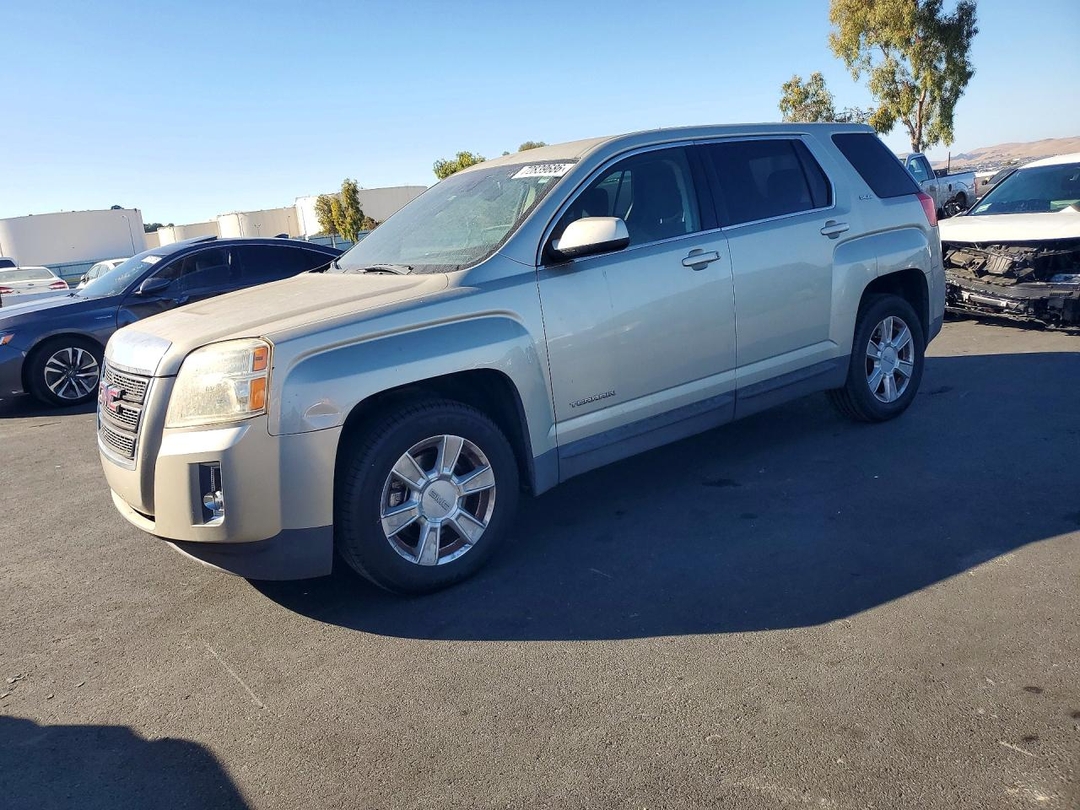 2013 GMC TERRAIN SLE view, angle 1