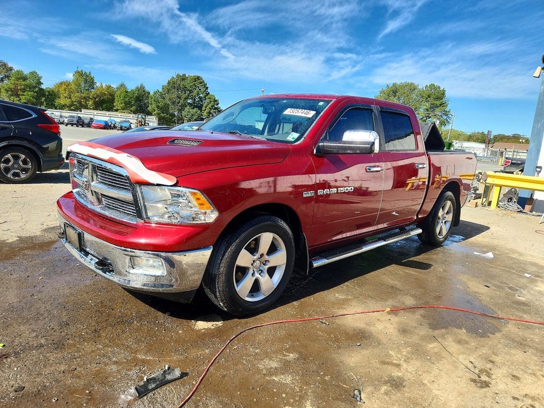 منظر 2012 DODGE RAM 1500 SLT، زاوية 1