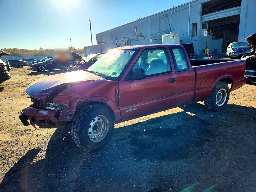 Vista de 1996 CHEVROLET S 10, ángulo 1