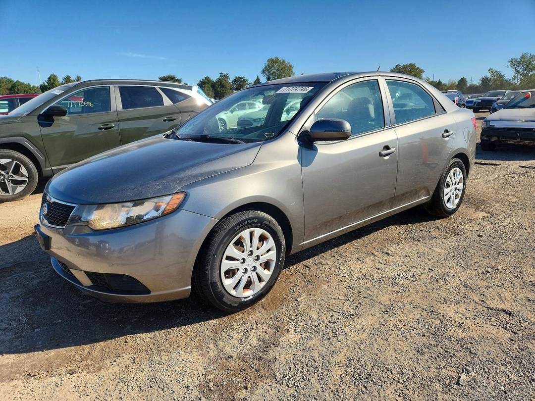 منظر 2012 KIA FORTE EX، زاوية 1