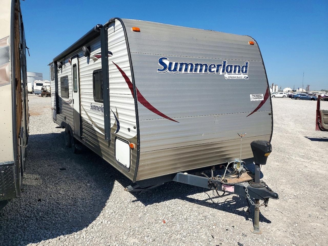 Вид 2014 KEYSTONE SUMMERLAND CAMPER, угол 1