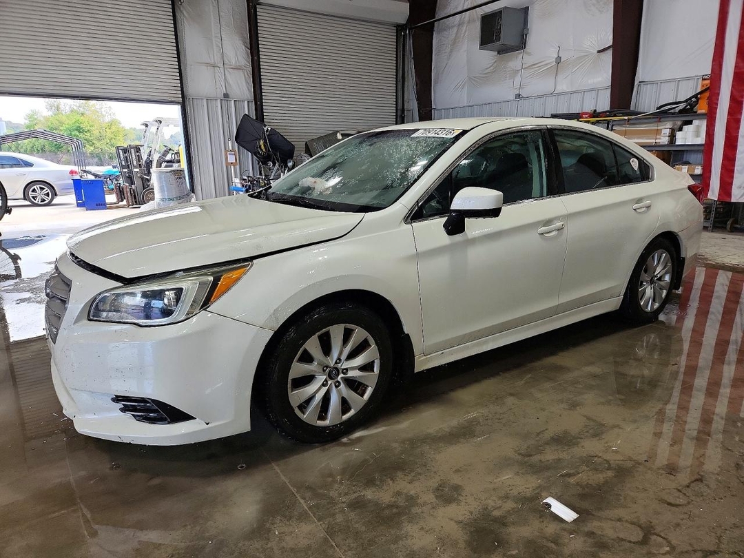 Vue de 2015 SUBARU LEGACY 2.5I PREMIUM, angle 1