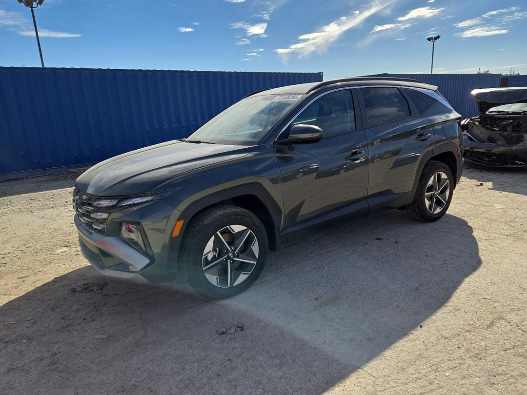 Vue de 2026 HYUNDAI TUCSON SEL, angle 1