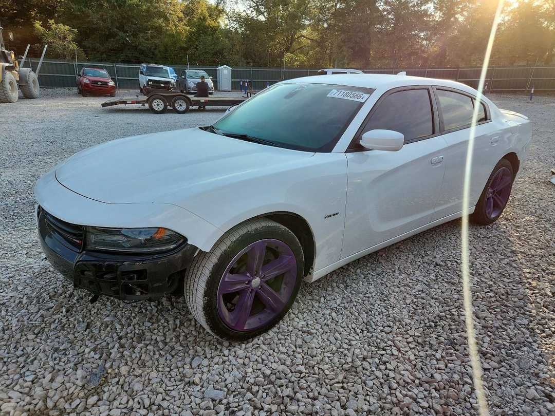 منظر 2016 DODGE CHARGER R/T، زاوية 1