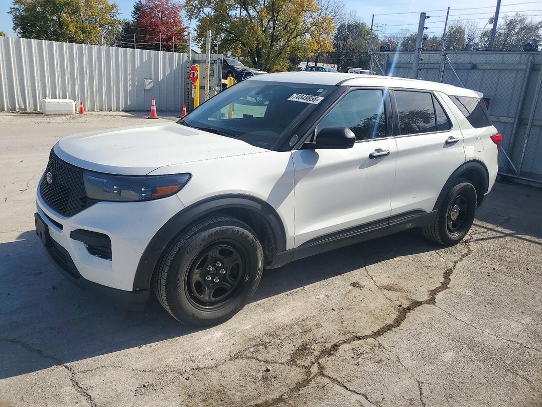 Vue de 2023 FORD EXPLORER POLICE INTERCEPTOR, angle 1