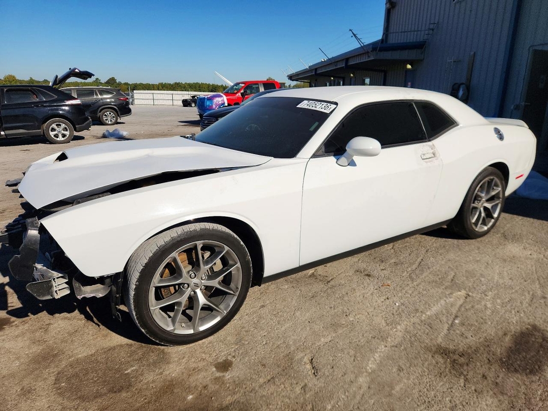 Vue de 2022 DODGE CHALLENGER GT, angle 1