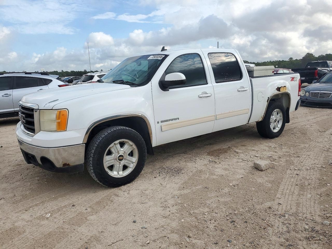Vista de 2007 GMC NEW SIERRA K1500, ángulo 1