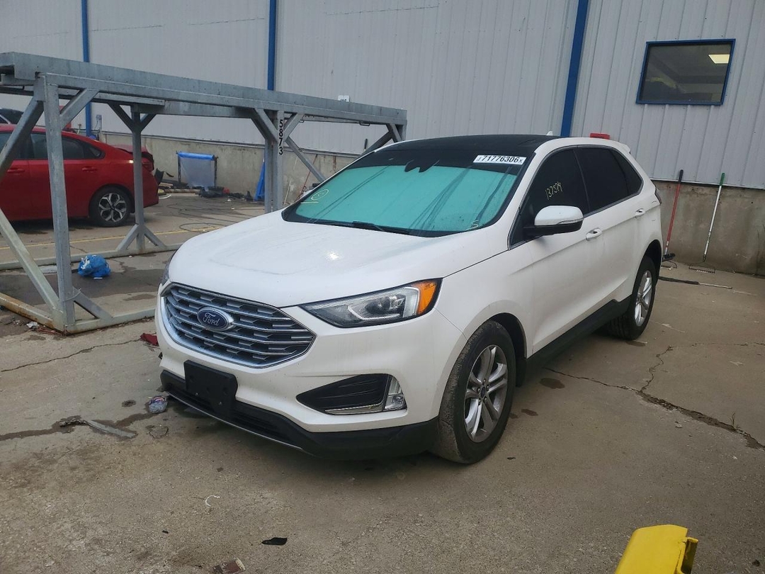 Vue de 2019 FORD EDGE SEL, angle 1