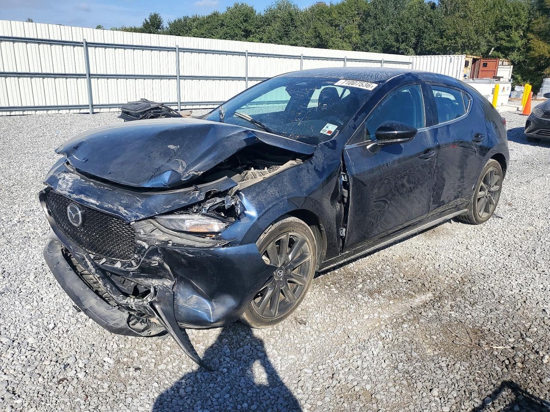 Vue de 2024 MAZDA 3 SELECT SPORT, angle 1