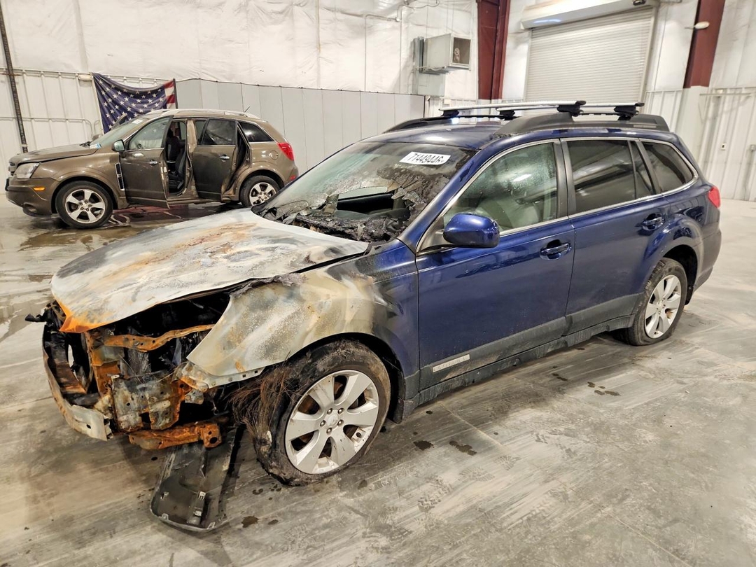منظر 2010 SUBARU OUTBACK 2.5I PREMIUM، زاوية 1