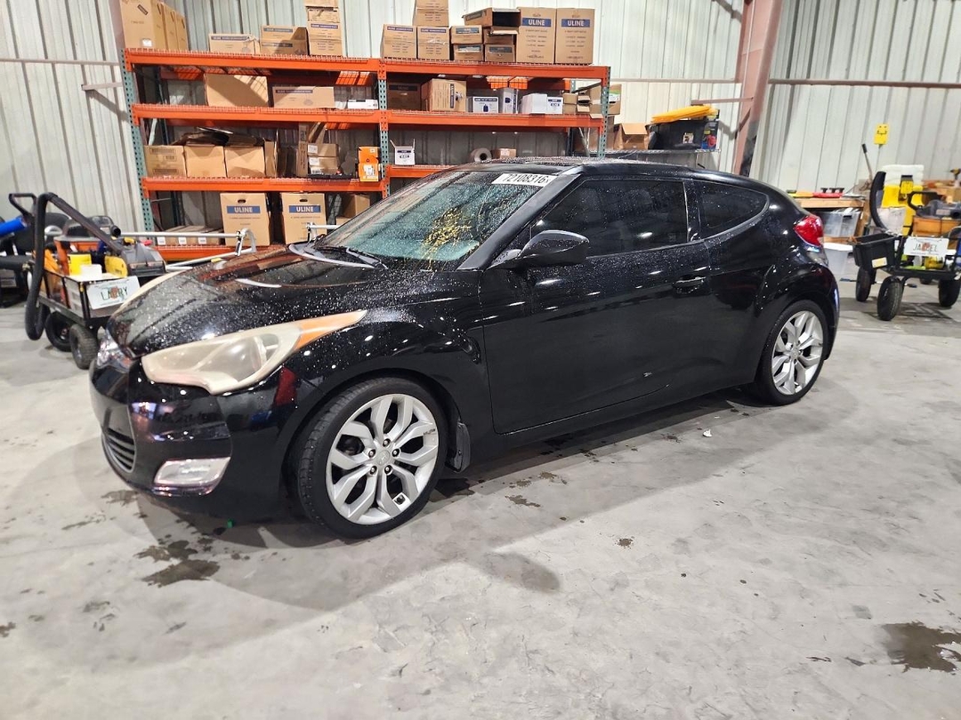 منظر 2013 HYUNDAI VELOSTER BASE، زاوية 1