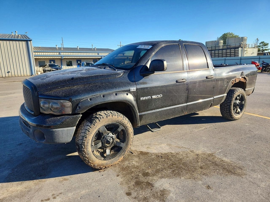 Вид 2005 DODGE RAM 1500 ST, угол 1