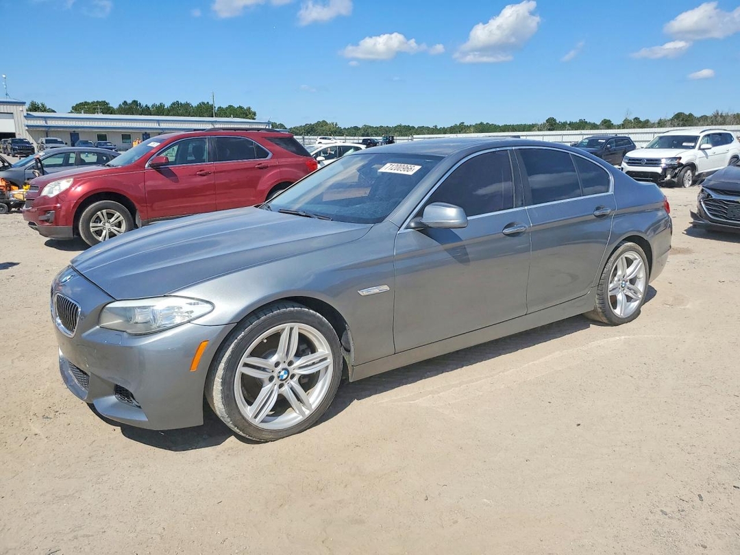 منظر 2013 BMW 528 I، زاوية 1