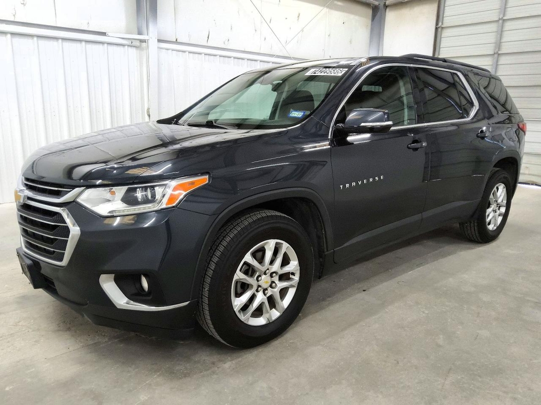 Vista de 2020 CHEVROLET TRAVERSE LT, ángulo 1