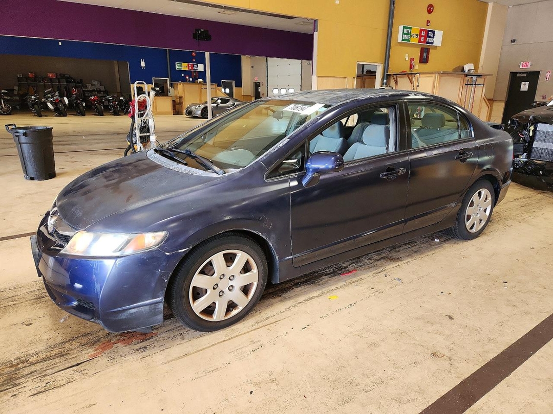 منظر 2010 HONDA CIVIC LX، زاوية 1