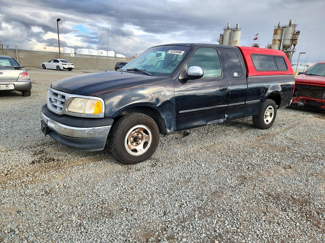 Вид 1999 FORD F150, угол 1