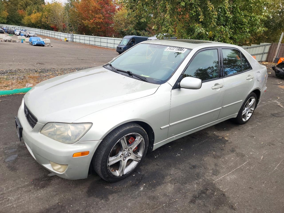 Vista de 2002 LEXUS IS 300 BASE, ángulo 1