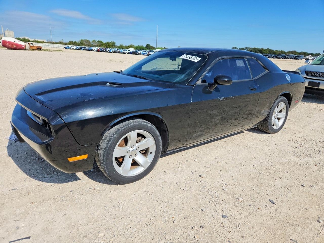 منظر 2012 DODGE CHALLENGER SXT، زاوية 1
