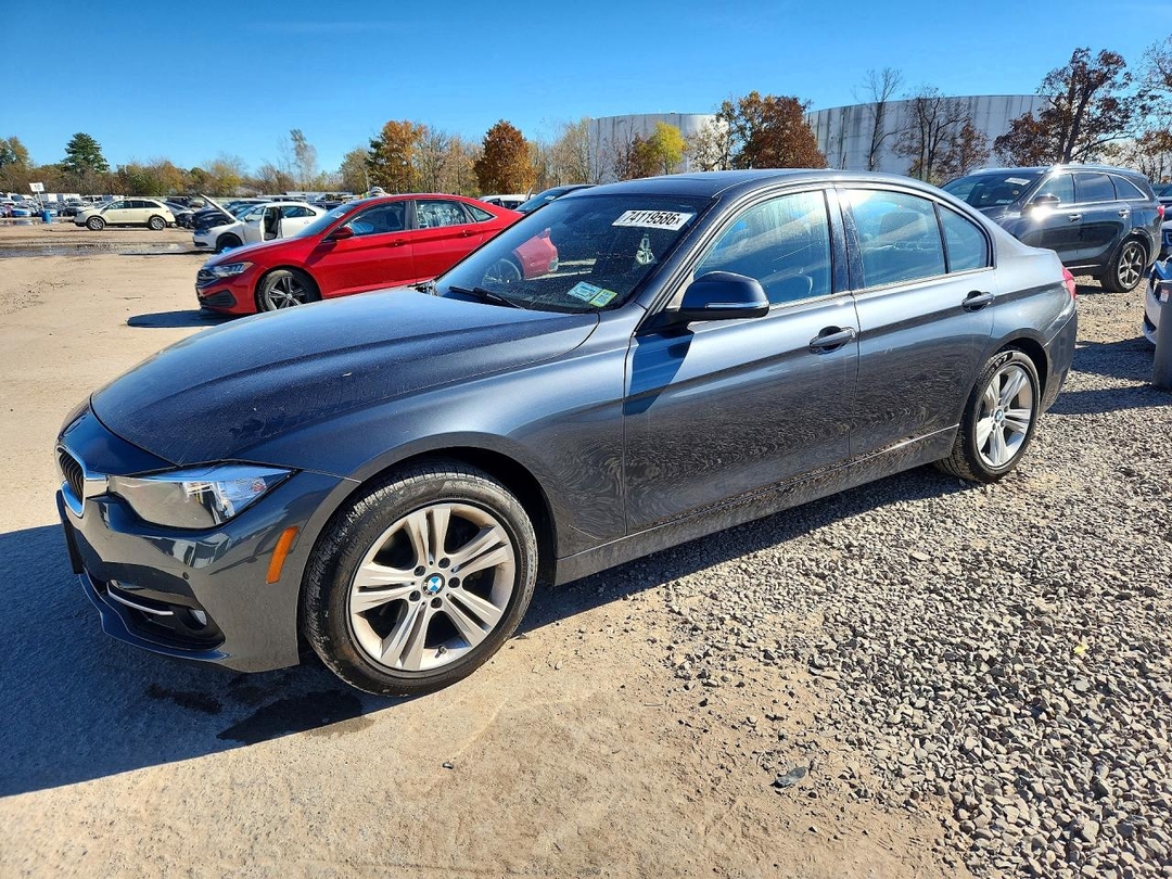 منظر 2016 BMW 328 XI SULEV، زاوية 1