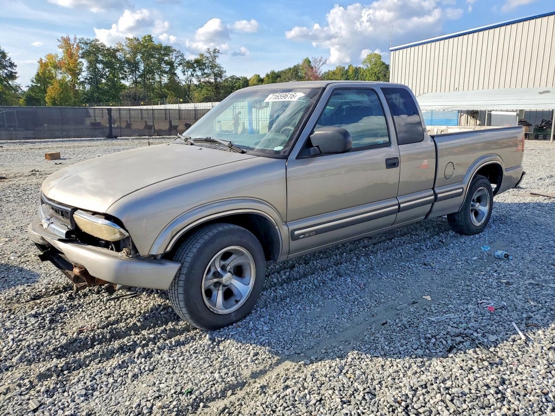 Вид 2000 CHEVROLET S TRUCK S10, угол 1