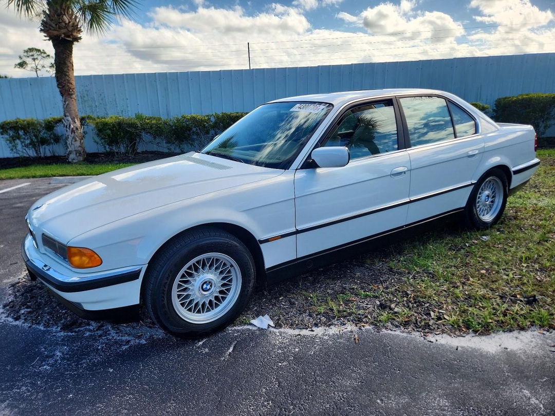 منظر 1998 BMW 740 I AUTOMATIC، زاوية 1